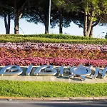 Апартаменти Beautiful Close To *