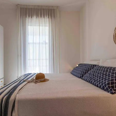 Апартаменти Beautiful Close To *