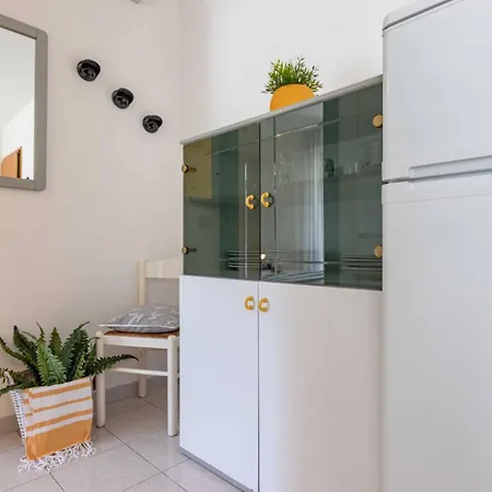 Beautiful Close To * Бібіоне