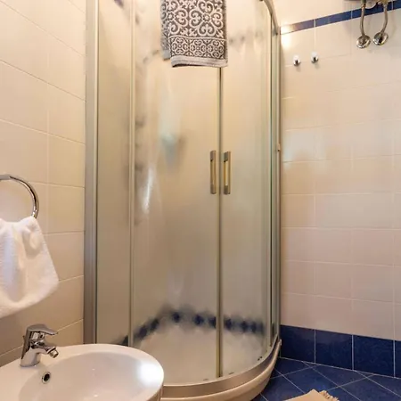 Апартаменти Beautiful Close To