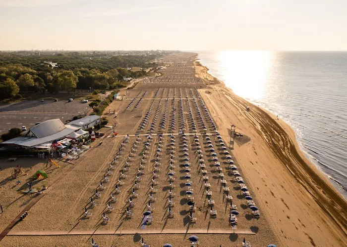 Beautiful Close To Бібіоне