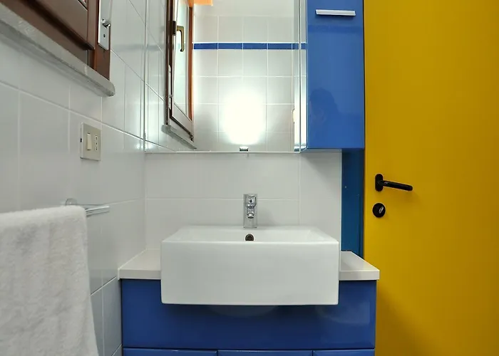 Beautiful Close To * Бібіоне