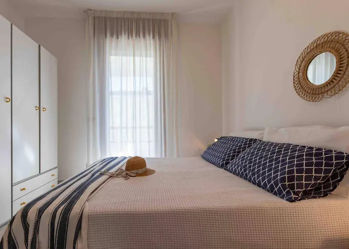 Апартаменти Beautiful Close To *