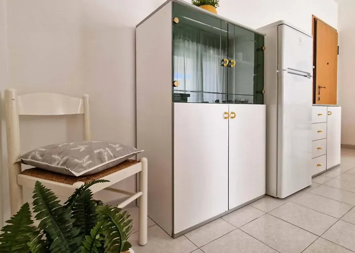 Beautiful Close To * Бібіоне